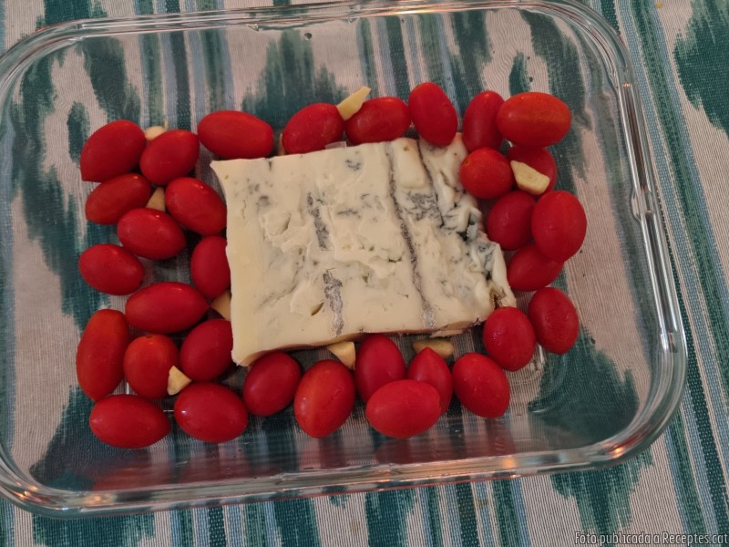 Tagliatele amb cherrys i gorgonzola