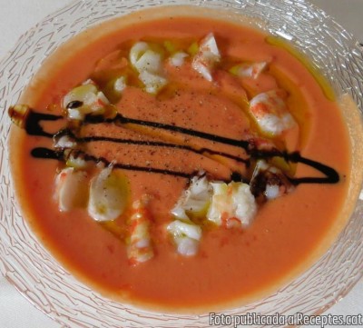 Recepta de cuina de Sopa freda de tomàquet amb llagostins