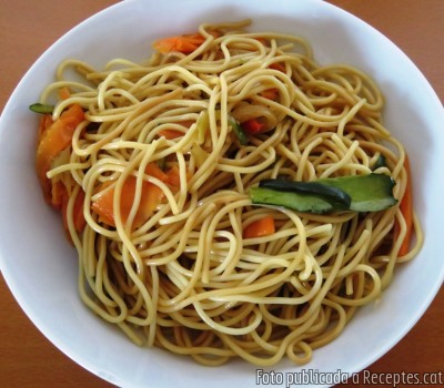Recepta de cuina de Espaguetis amb verdures i hortalisses