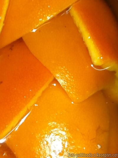 Recepta de cuina de Pell de taronja confitada