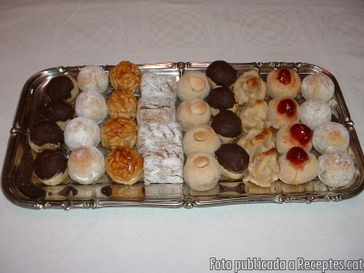 Panellets