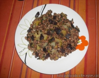 Recepta de cuina de Trinxat de verdures amb botifarra negra