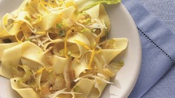 Recepta de cuina de Pasta amb llimona i xicoira