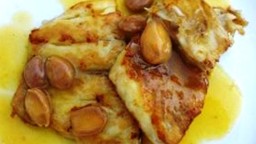 Recepta de cuina de Mero amb salsa de vermut i safrà  amb ametlles