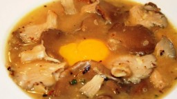 Recepta de cuina de Sopa de girgoles amb rovell d’ou