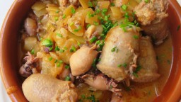 Recepta de cuina de Mar i muntanya de botifarra i xipironets