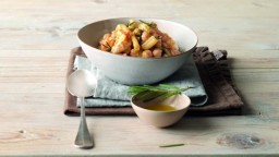 Recepta de cuina de Pasta i cigrons amb gambes i oli de romaní