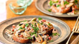 Recepta de cuina de Torrades amb bolets