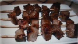 Recepta de cuina de Broquetes de bou marinat