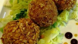 Recepta de cuina de Croquetes fredes de cigrons arrebossades amb quicos