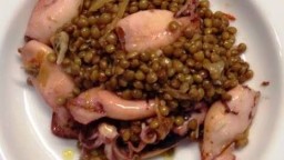 Recepta de cuina de Calamars amb pèsols del Maresme