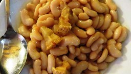 Recepta de cuina de Morro de porc a la brasa amb mongetes del ganxet