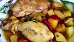 Recepta de cuina de Cuixes de pollastre amb verdures/hortalisses  i patates