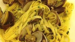 Recepta de cuina de Tallarines  amb cloïsses