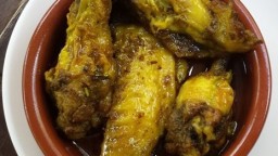 Recepta de cuina de Aletes de pollastre al curri