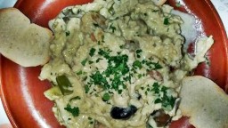 Recepta de cuina de Remenat d'espàrrecs de marge, rovellons i gambetes