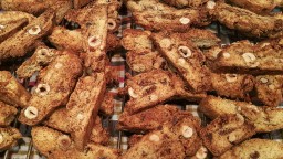 Recepta de cuina de Carquinyolis d'avellanes i figues