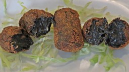 Recepta de cuina de Croquetes negres de calamars