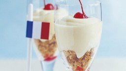 Recepta de cuina de Mousse de cava amb cireres