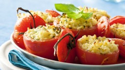 Recepta de cuina de Tomàquets al forn, farcits amb pasta