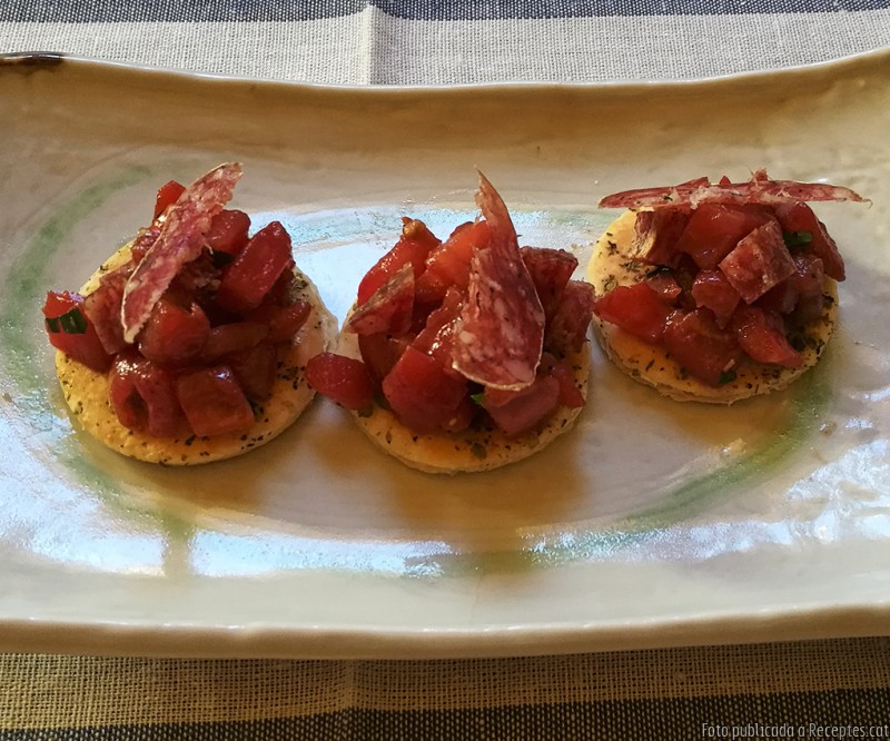 Tàrtar de tomàquet i llonganissa