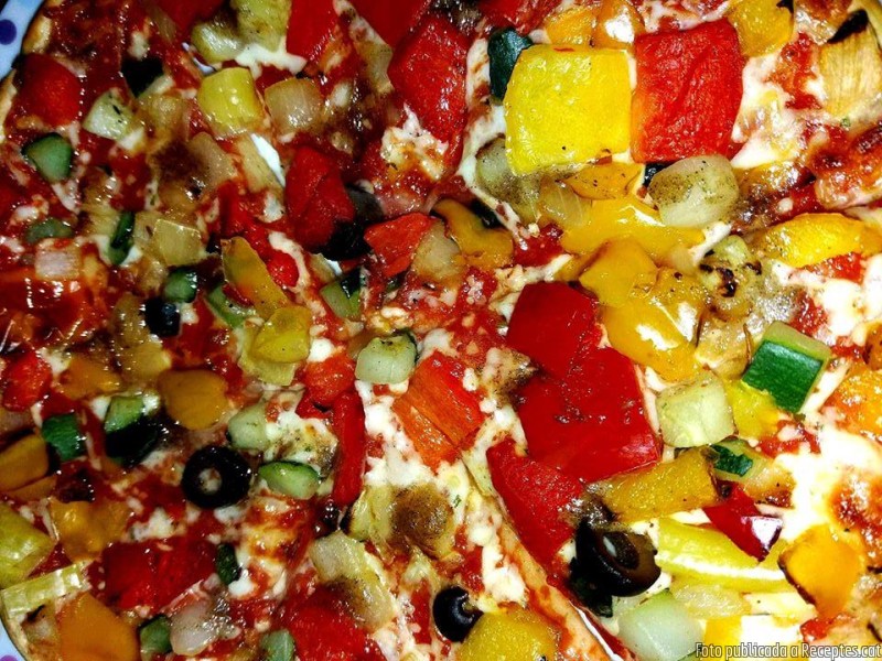 Pizza d'hortalisses i altres