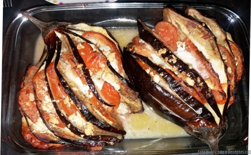 Albergínies amb tomàquet i mozzarella
