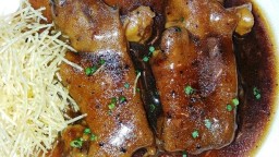 Recepta de cuina de Peus de porc amb tòfones de Morella