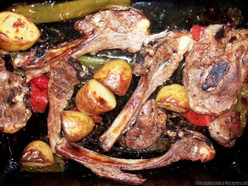 Xai al forn amb pebrots i patates