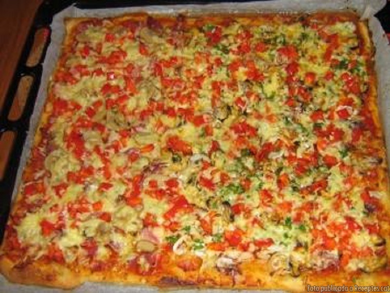 Pizza Land und Mere