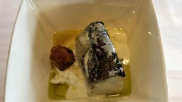 Recepta de cuina de Morro de bacallà confitat amb espinacs tendres i brandada