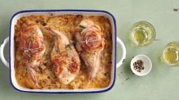 Recepta de cuina de Cuixes de conill amb xucrut al vi