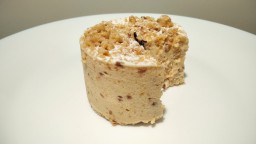 Recepta de cuina de Púding de torró, amb neules i pinyons