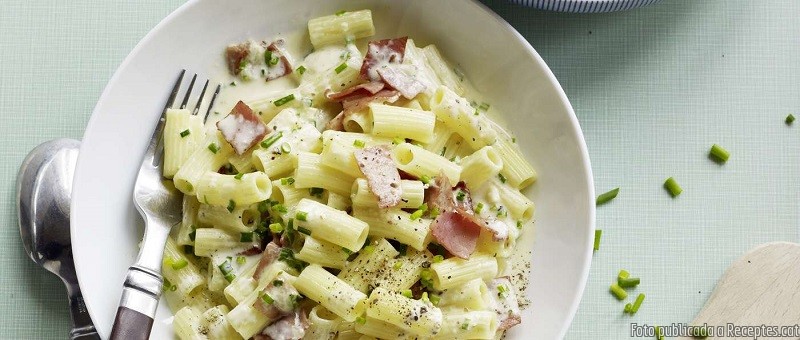 Macarrons alla carbonara