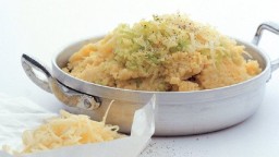 Recepta de cuina de Polenta amb col i formatge Gruyère