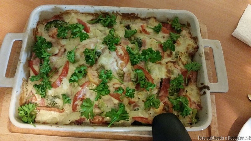 Bròquil amb salsa de formatge holandès