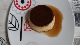 Recepta de cuina de Flam d'ou amb galetes maria