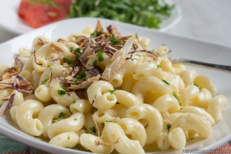 Pasta amb formatge de cabra