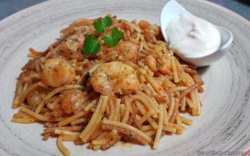 Fideuà amb allioli