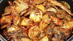 Recepta de cuina de Conill rostit amb rovellons de temporada