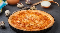 Recepta de cuina de Pastís de ceba amb pasta fullada