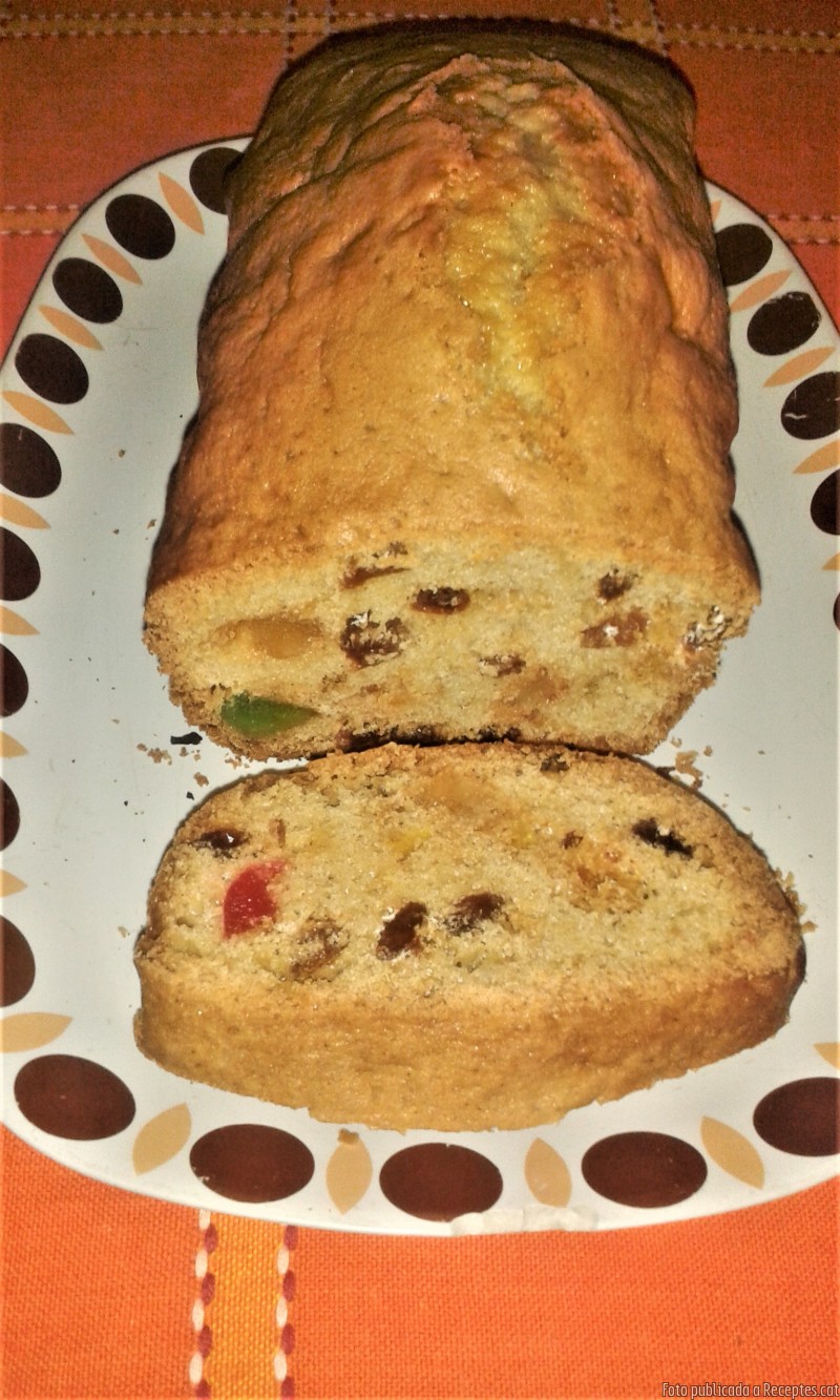Plum Cake de fruites confitades i panses