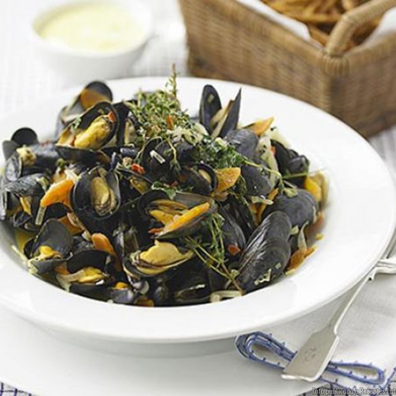 Moules frites belga de bolets