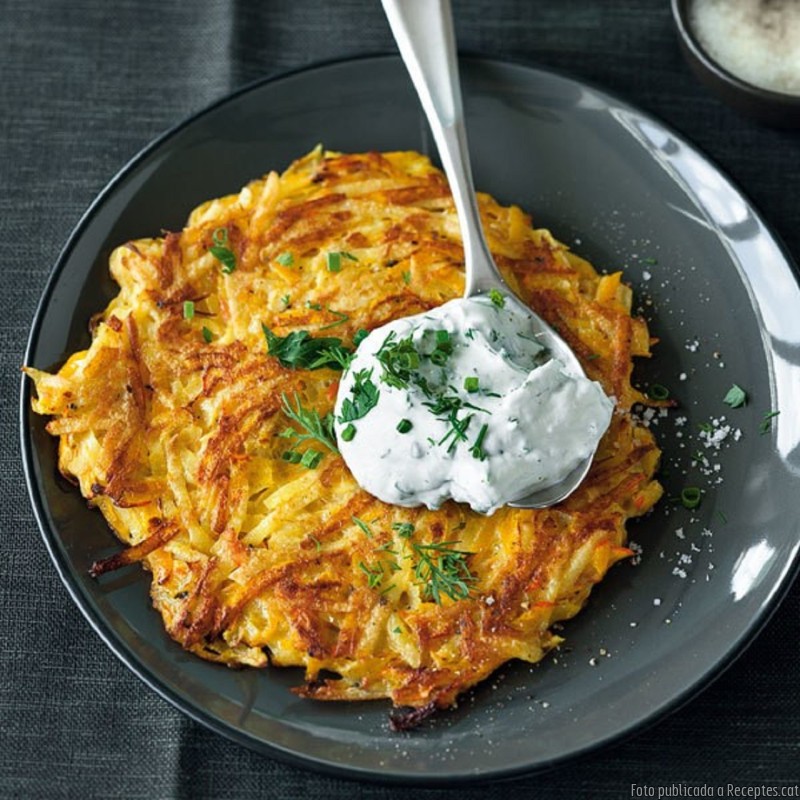 Rösti de carabassa amb mato a les herbes