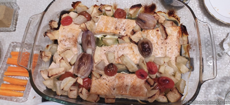 Salmó al forn