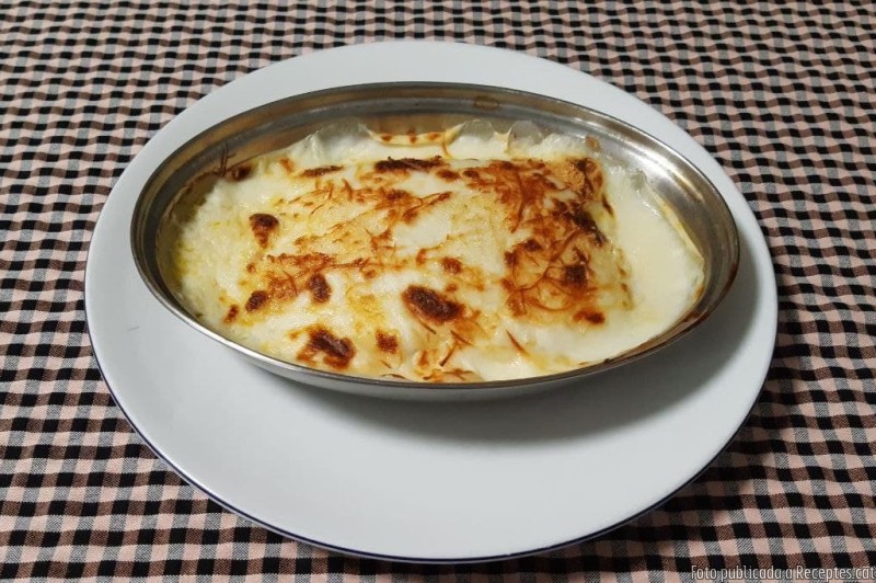 Lasanya de samfaina i botifarra negra