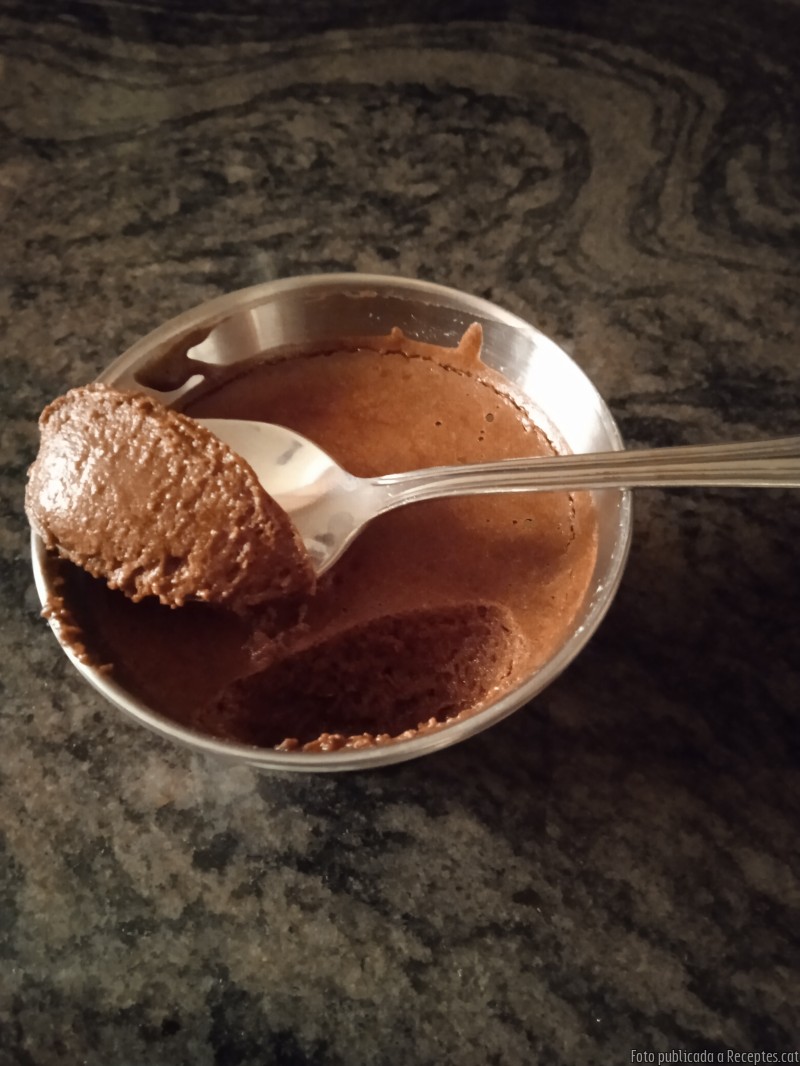 Mousse de xocolata amb clares d'ou