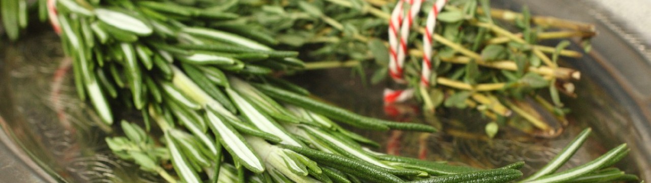 Brou d'herbes aromàtiques