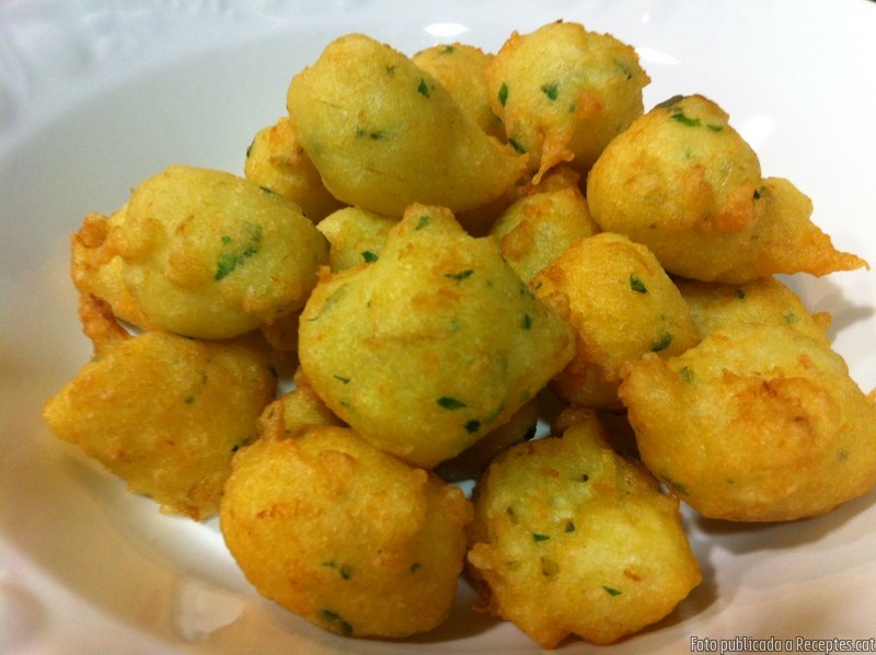 Bunyols de bròquil amb pernil
