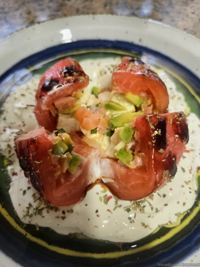 Tomàquets farcits d'estiu
